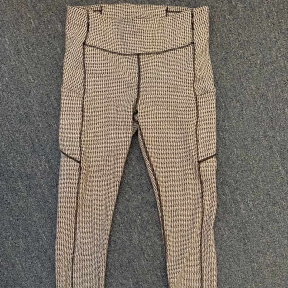Checker Lululemon Leggings